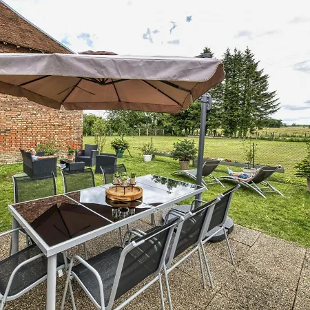 Holiday home Mesnil-saint-pere, 4 Pieces, 6 Personnes - Fr-1-543-200